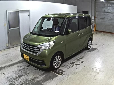 NISSAN DAYZ ROOX