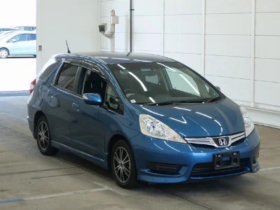 HONDA FIT SHUTTLE