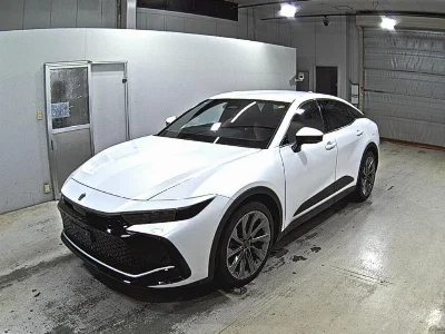 TOYOTA CROWN CROSSOVER