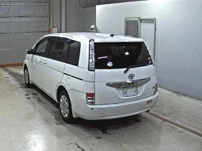 TOYOTA ISIS