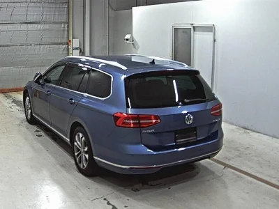 VOLKSWAGEN PASSAT VARIANT