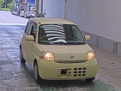 DAIHATSU ESSE