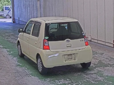 DAIHATSU ESSE