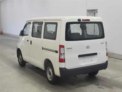 TOYOTA TOWN ACE VAN
