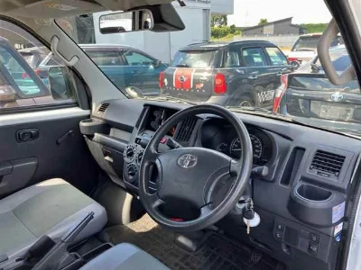 TOYOTA TOWN ACE VAN