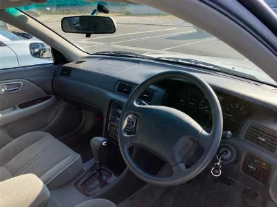 TOYOTA MARK II QUALIS