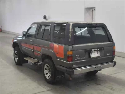 TOYOTA HILUX SURF