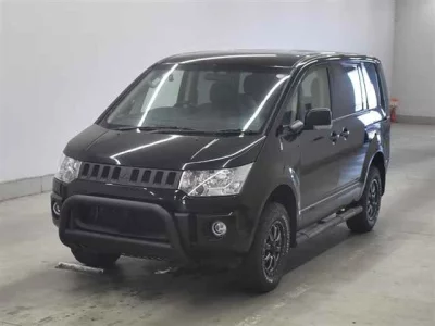MITSUBISHI DELICA D5