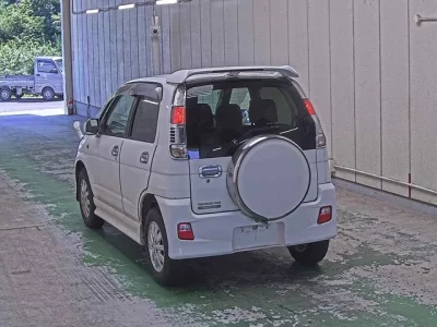 DAIHATSU TERIOS KID