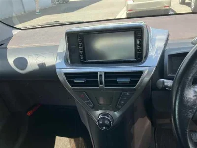TOYOTA IQ