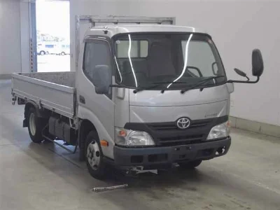 TOYOTA DYNA