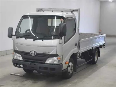 TOYOTA DYNA