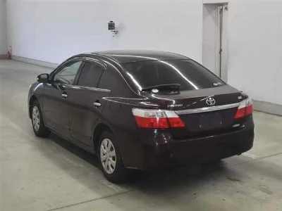 TOYOTA PREMIO