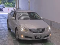 Цена авто Toyota Crown с аукционов Японии, номер кузова GRS203, пробег 143 000, оценка 7