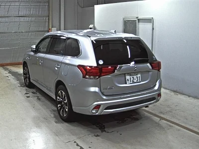 MITSUBISHI OUTLANDER PHEV