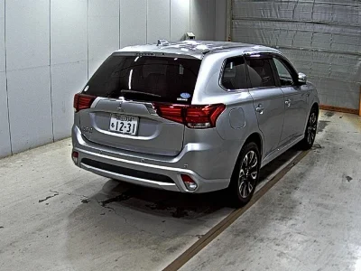 MITSUBISHI OUTLANDER PHEV