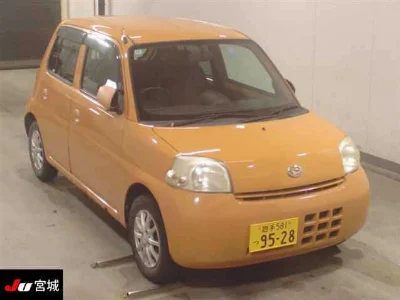 DAIHATSU ESSE
