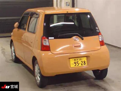 DAIHATSU ESSE