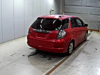 HONDA FIT SHUTTLE