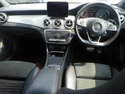 MERCEDES BENZ CLA