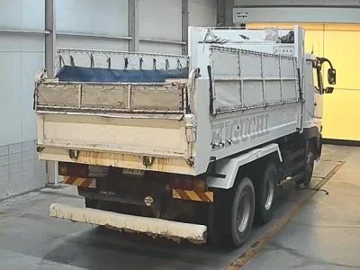 MITSUBISHI FUSO