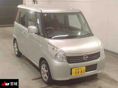 NISSAN ROOX