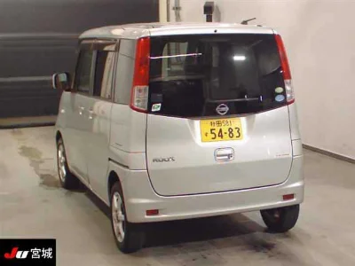 NISSAN ROOX