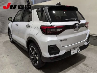 TOYOTA RAIZE