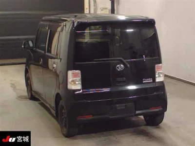 DAIHATSU MOVE CONTE