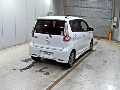 MITSUBISHI EK CUSTOM