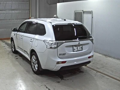 MITSUBISHI OUTLANDER PHEV