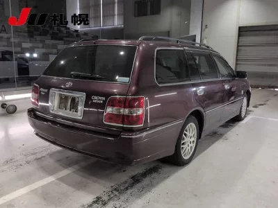 TOYOTA CROWN ESTATE