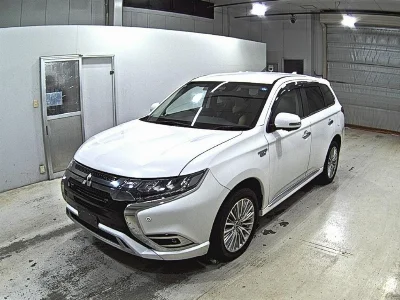 MITSUBISHI OUTLANDER PHEV
