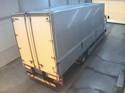 MITSUBISHI FUSO FIGHTER