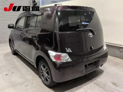 TOYOTA BB