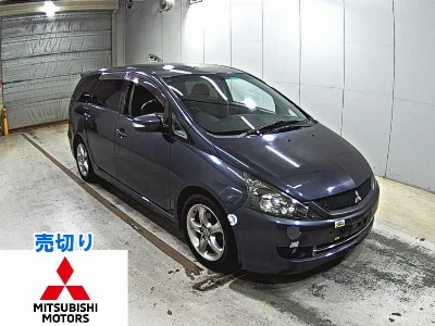 MITSUBISHI GRANDIS