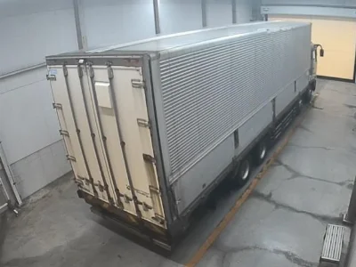 MITSUBISHI FUSO