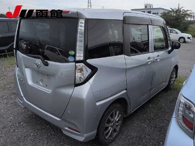 TOYOTA TANK
