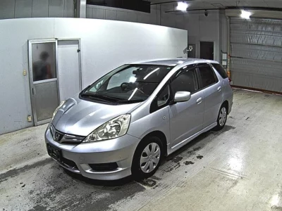 HONDA FIT SHUTTLE