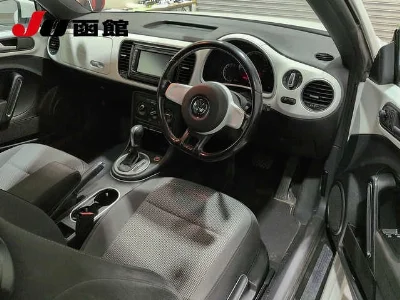 VOLKSWAGEN THE BEETLE