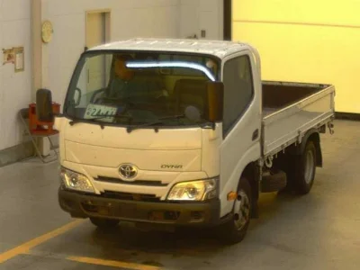TOYOTA DYNA