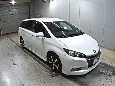 TOYOTA WISH