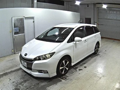 TOYOTA WISH