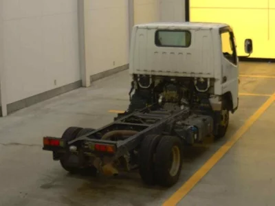 MITSUBISHI CANTER