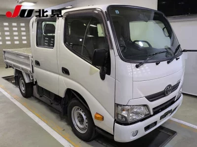TOYOTA DYNA