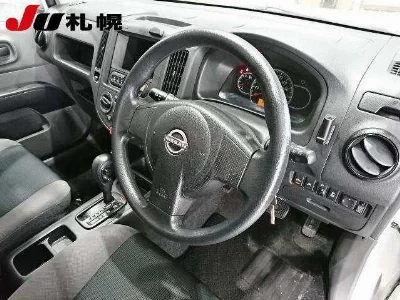 NISSAN AD