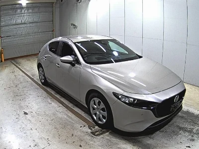 MAZDA MAZDA3 FASTBACK