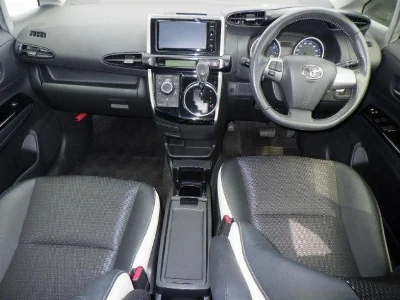 TOYOTA WISH