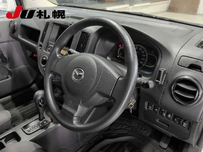 MAZDA FAMILIA VAN