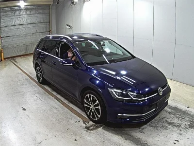 VOLKSWAGEN GOLF VARIANT